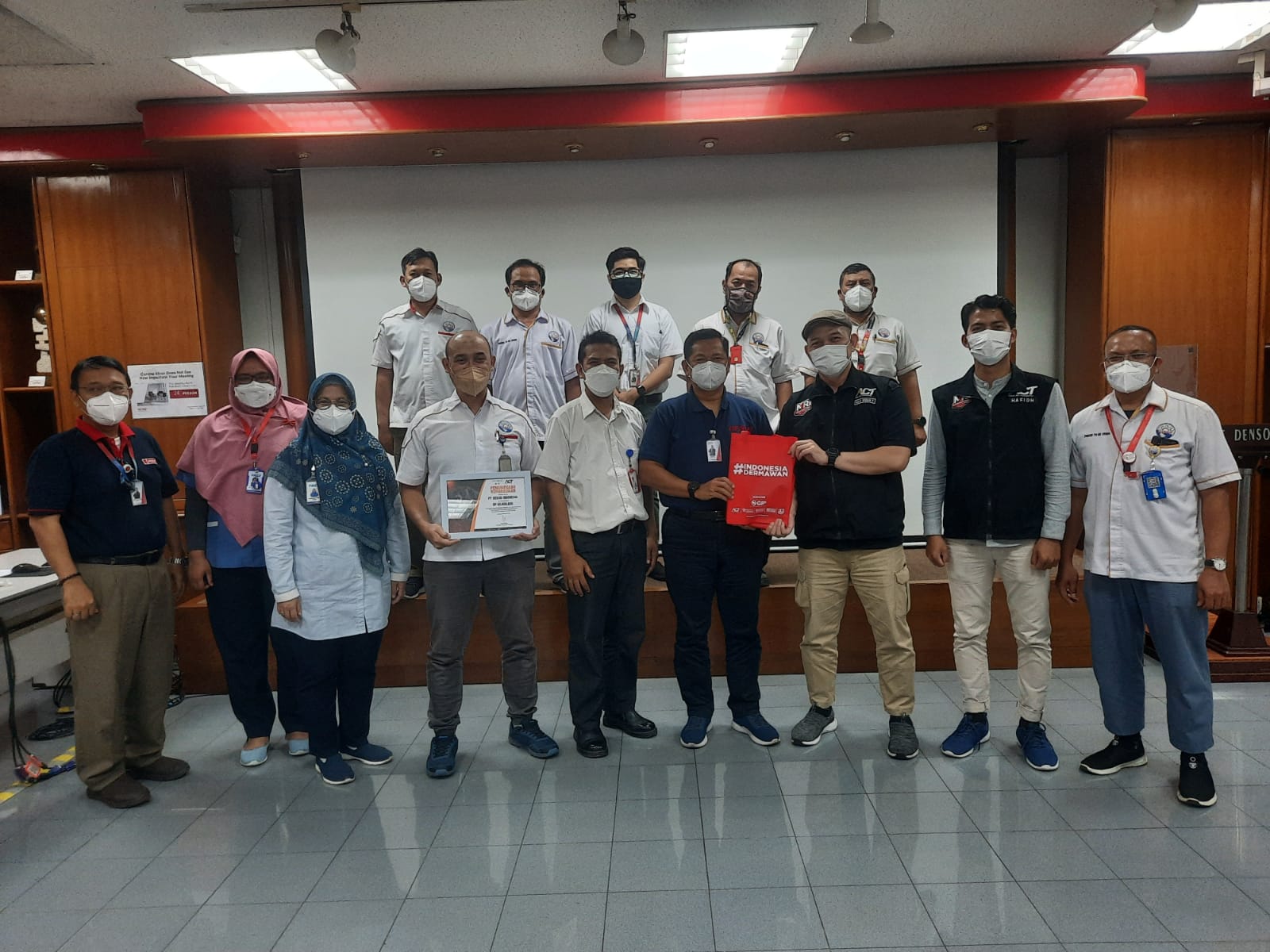 Serah Terima Donasi untuk Bencana Erupsi Gunung Semeru